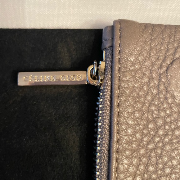 Celine Dion Collection taupe leather crossbody bag - Picture 7 of 16